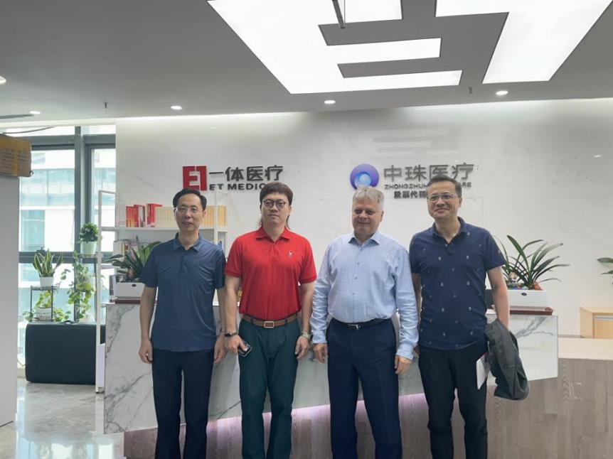 德国萨克森州轻量化联牛耳席Hubert J?ger一行莅临我司考察交流